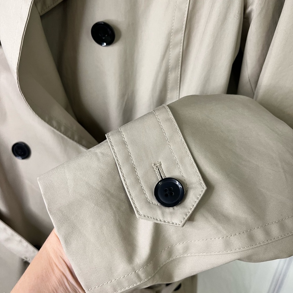 Banana Republic Classic Beige Trench Coat Belted Double Breasted Women’s Small - Picture 5 of 8